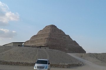 Privat Full-Day Tour from Cairo to the Saqqara and Memphis
