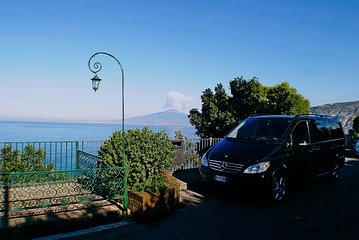 Transfer from naples to sorrento with private driver 