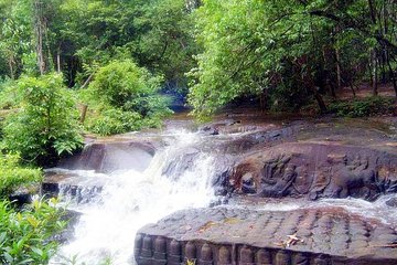 1 Day- Banteay Srei and Kbal Spean-1000lingas Waterfall from Siem Reap