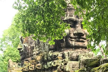 Angkor Cab 2 days Tour Off Beaten Track