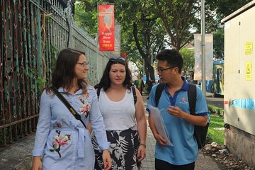 Private Saigon Walking Tour with Food Tasting 