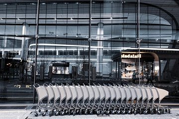 Private Inverness Arrival Transfer- Airport to Hotel / Accommodation