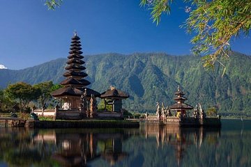 Full Day : Bedugul Temple - UNESCO Rice Terrace - Tanah Lot Temple 