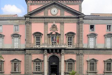 The Complete Tour of the Archeological Museum of Naples with a Native Guide