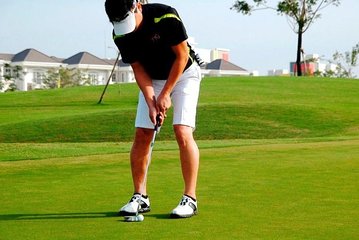 Golf Experience in Phnom Penh with Hotel Pick Up