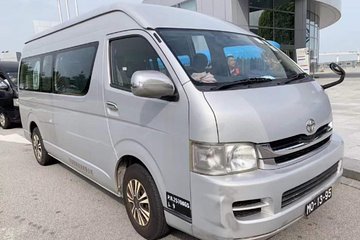 Macau Private Tour with Toyota Hiace 8 PAX