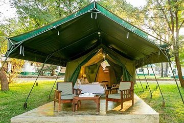 2 Nights | 3 Days Victoria Falls Restcamp Package