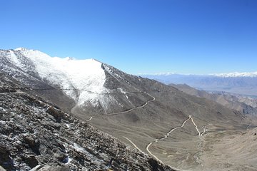 Khardung La Day Trip from Leh