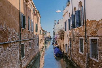 Discover Cannaregio district and the jewish ghetto