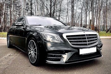 Airport Transfer: Prague to Prague Airport PRG by Luxury Car