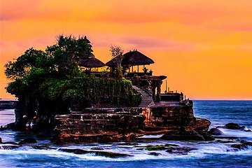 Private Bali Tanah Lot and Taman Ayun Temple Tour with Japanese Speaking Guide