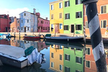 Murano and Burano by water taxi SHARED TOUR