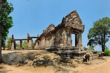 Preah Vihear and Koh Ker group Full-Day private Tour