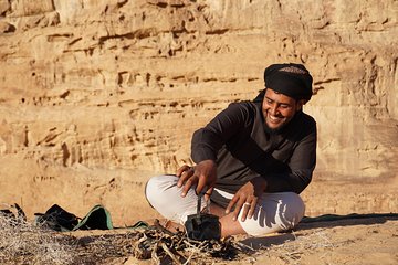 Half-Day Jeep and Hiking Bedouin Tour from Wadi Rum Village