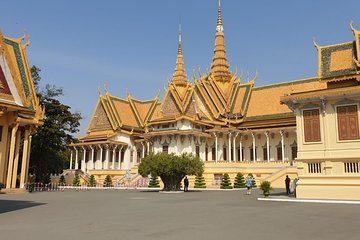 Private Three Day Trip In Phnom Penh Capital City