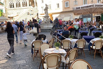 Transfer from Naples to Positano or viceversa included stop to Pompeii 2 hours