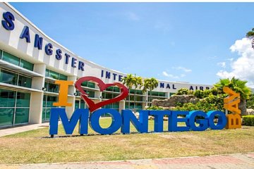 Ocho Rios Private Airport Transfer (MBJ Airport )