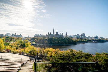 Best of Ottawa Small Group Tour with River Cruise