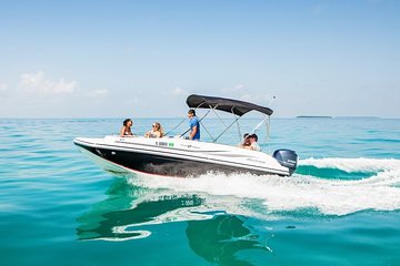 Snorkel & Millionaire Row - Private Miami Boat Tour w/ Drinks