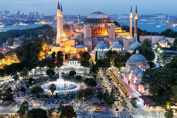 9 Day Istanbul and Cappadocia Tour by Public Bus