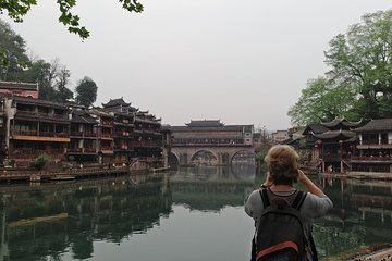 1-Day Fenghuang Tour from Zhangjiajie(Wulingyuan) by Round-way Bullet Train