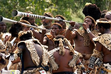 Private Guided Cultural Day Tour of Zulu Village & PheZulu Safari Park