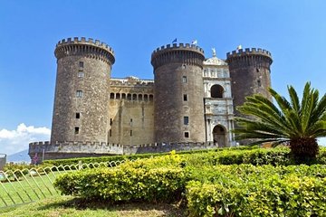 Private Renaissance Walking Tour of Naples