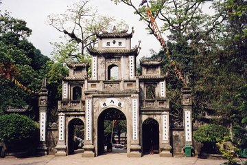 Perfume Pagoda Private Full Day Trip Including 1 way Electric Cable Car