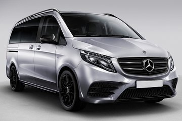 Private Transfers from Palma de Mallorca Airport PMI to Palma in Luxury Van