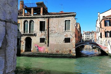 Off the beaten path walk in Venice