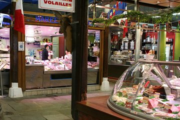 Bastille Afterwork: Drinks and Snacks on a Private "Apéro" Tour
