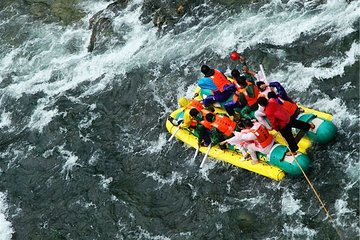 Mengdong River Rafting Adventure and Furong Old Town Private Tour