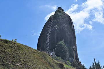 Guatapé & El Peñol Tour: Shared Discoveries