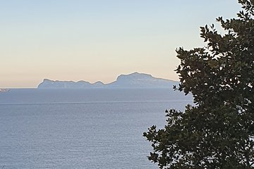 Naples Shore Excursion: Capri Day Trip with Lunch from Naples
