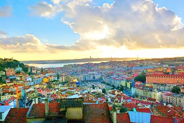 Private 8-hour Tour in Lisbon with Hotel pick up
