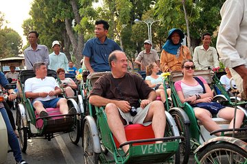 2 Days Phnom Penh Cyclo and Cycling Tour