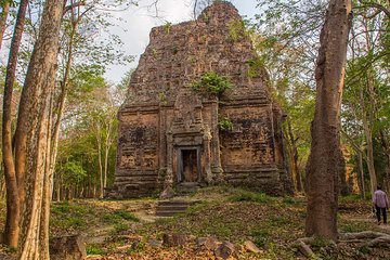 Siem Reap & Kampong Thom Explorer: A 2-Day Cultural Adventure