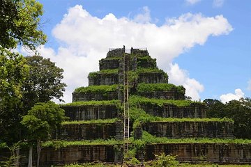 Ancient Wonders Unveiled: One-Day Tour to Koh Ker Group