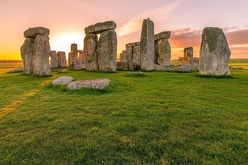 Stonehenge and Bath - Day Tour from Brighton