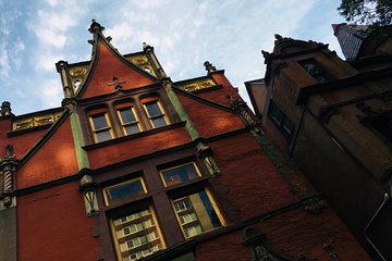 Old Louisville Ghost Tour as Recommended by The New York Times @ 4th and Ormsby