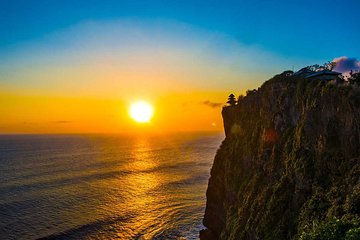 Private Tour: Highlights Uluwatu Temple & Southern Beaches Bali