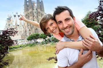 Guided Tour Sagrada Familia and Park Güell 