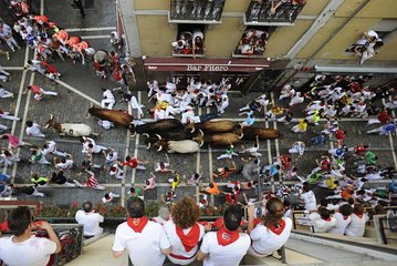 Private Pamplona SAN FERMIN & Bull Run Pick up from San Sebastian