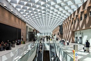 Private transfer, chauffeur service, from Abano Terme to Venice airport