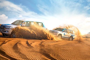 Abu Dhabi: 4-Hour Morning Desert Safari with Camel Ride and Sandboarding