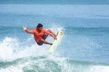 Private Beginner 1 on 1 Surf Lesson at Kuta Beach