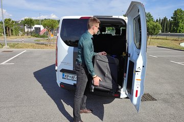 Small-Group Transfer from Koper to Vienna Airport