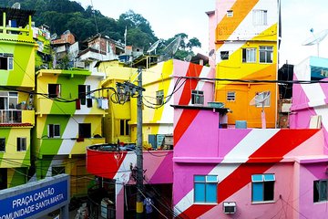 15 - Guided Tour to Santa Marta Favela