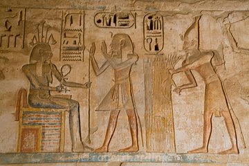 From Luxor: Habu Temple,Valley of the Artisans,Valley of the Queens-Private Tour