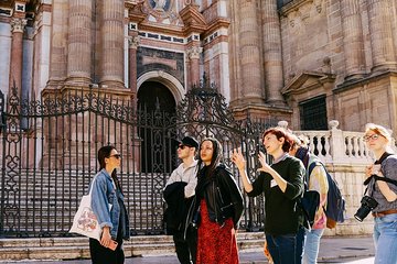 Málaga Flamenco and City Highlights Guided Tour - by Oh My Good Guide!